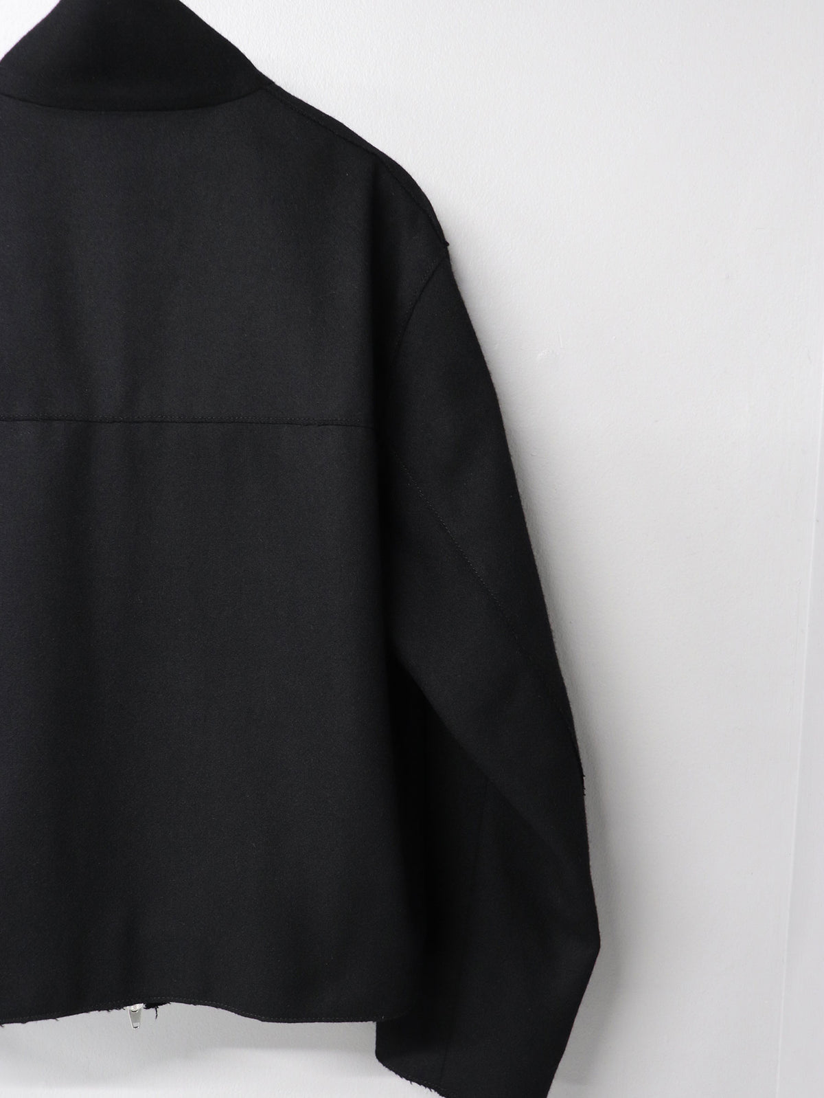 WOOL RAW EDGE JACKET/ BLACK