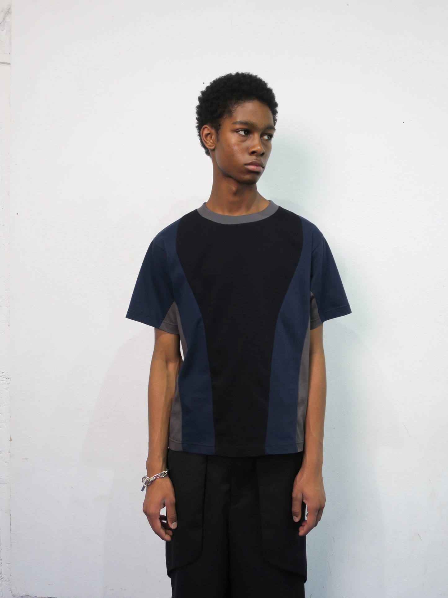 GRADIENT COLOR T- SHIRTS / BLACK