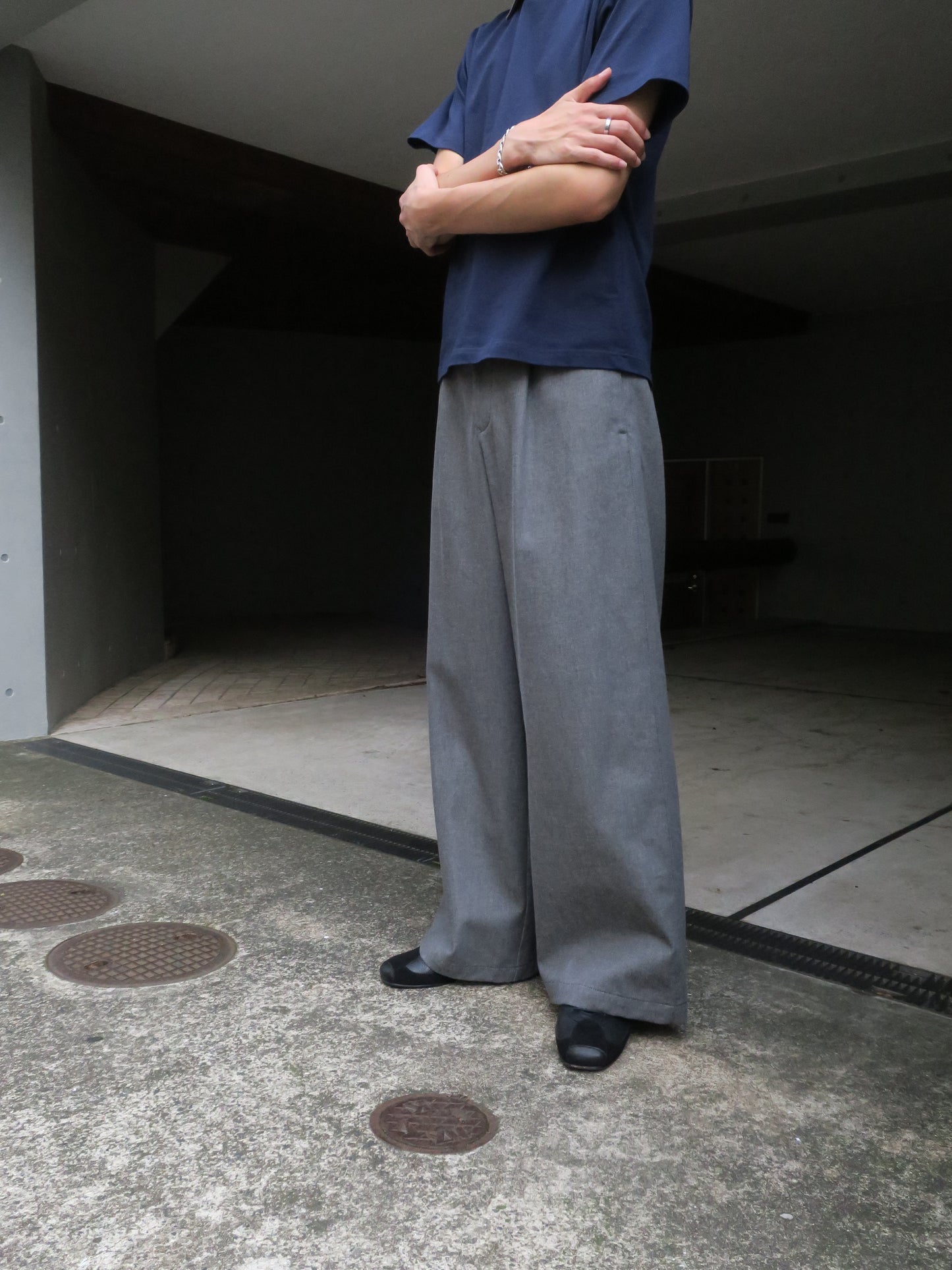 11oz WASHED DENIM WIDE TROUSERS / D-GRAY