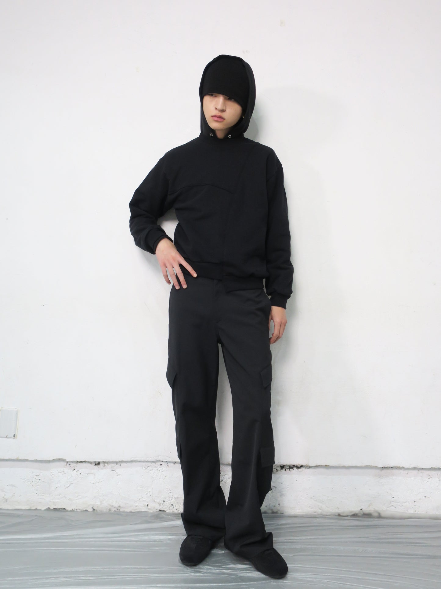 STRUCTURED UTILITY TROUSERS / BLACK