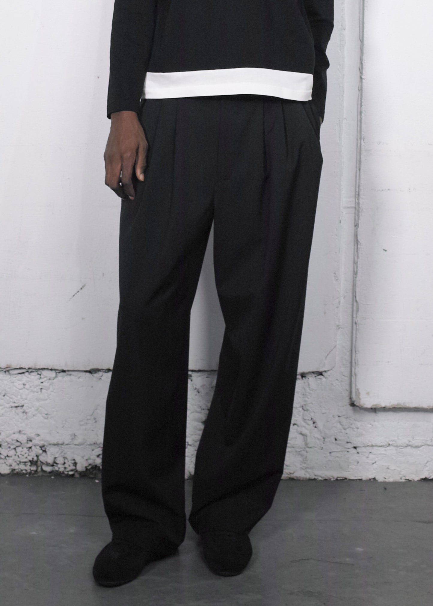 【RE-STOCK】3TUCKS FLEX GABARDINE TAPERED TROUSERS / BLACK