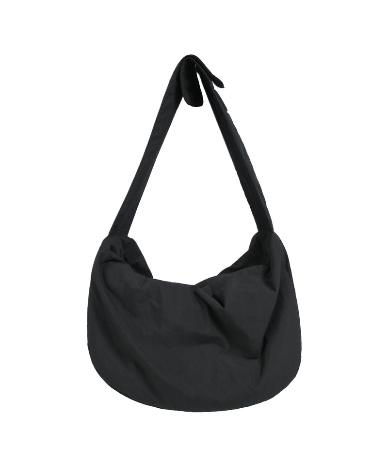 PUFFY BIG SHOLDER BAG / BLACK