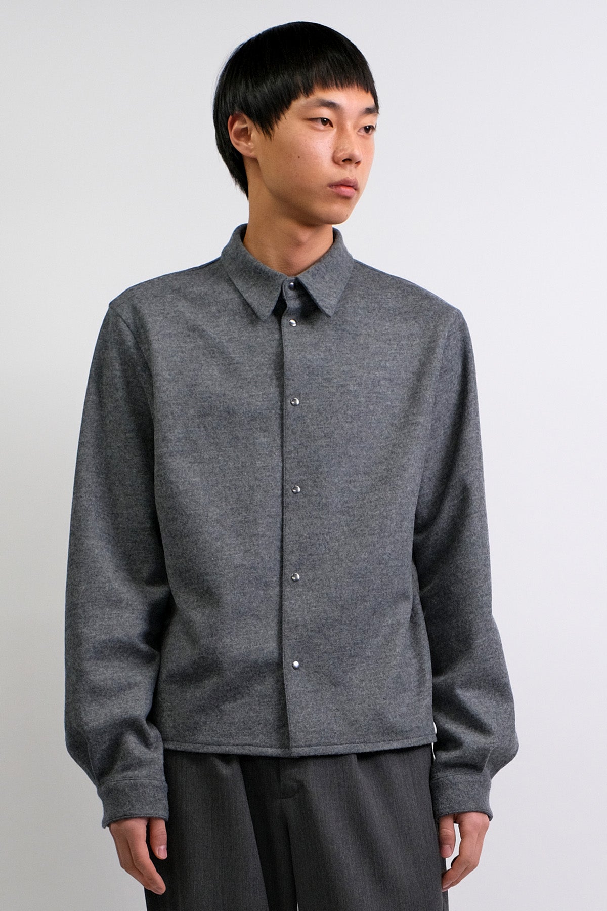 WOOL SMOOTH SQUARE SHIRTS / GRAY