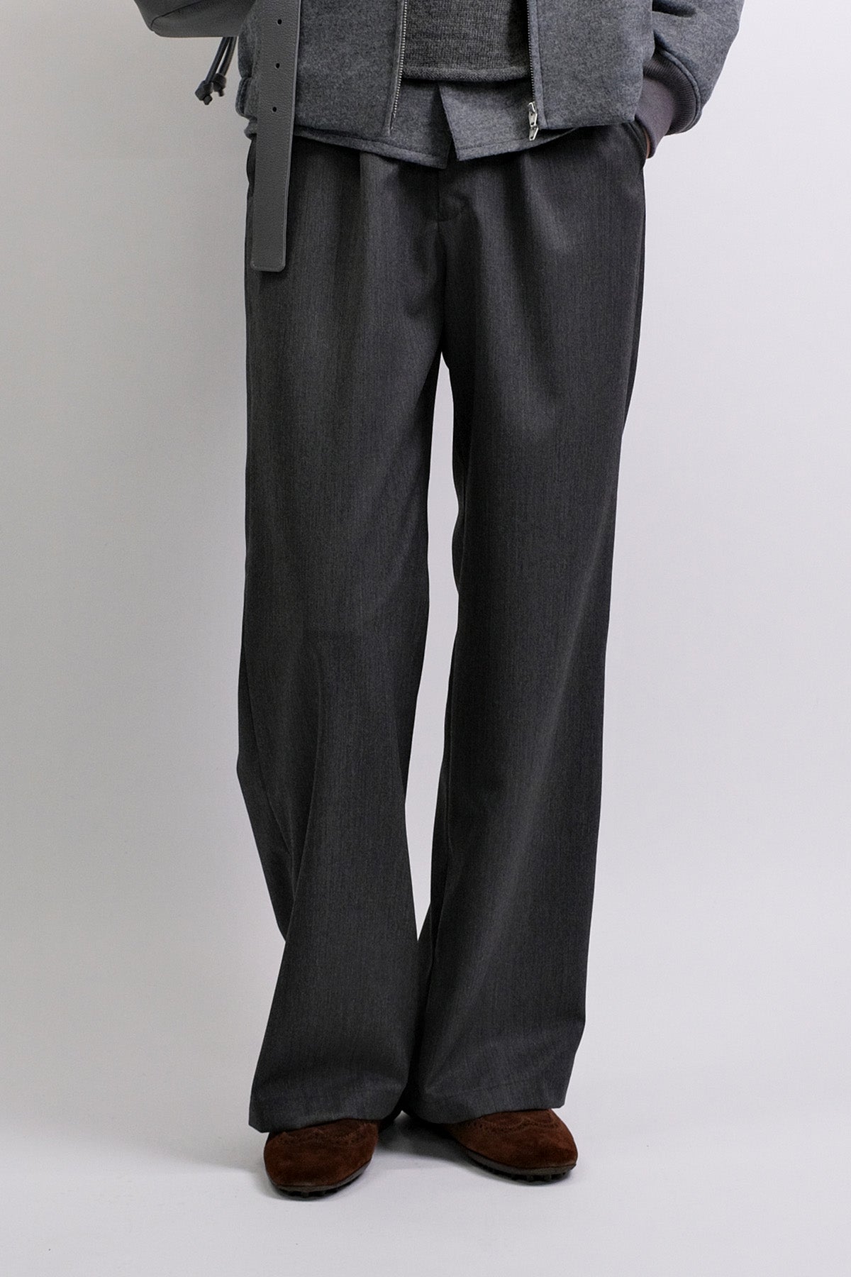 SPRING WOOL GABARDINE DOUBLE LOOP RELAXED TROUSERS / D-GRAY