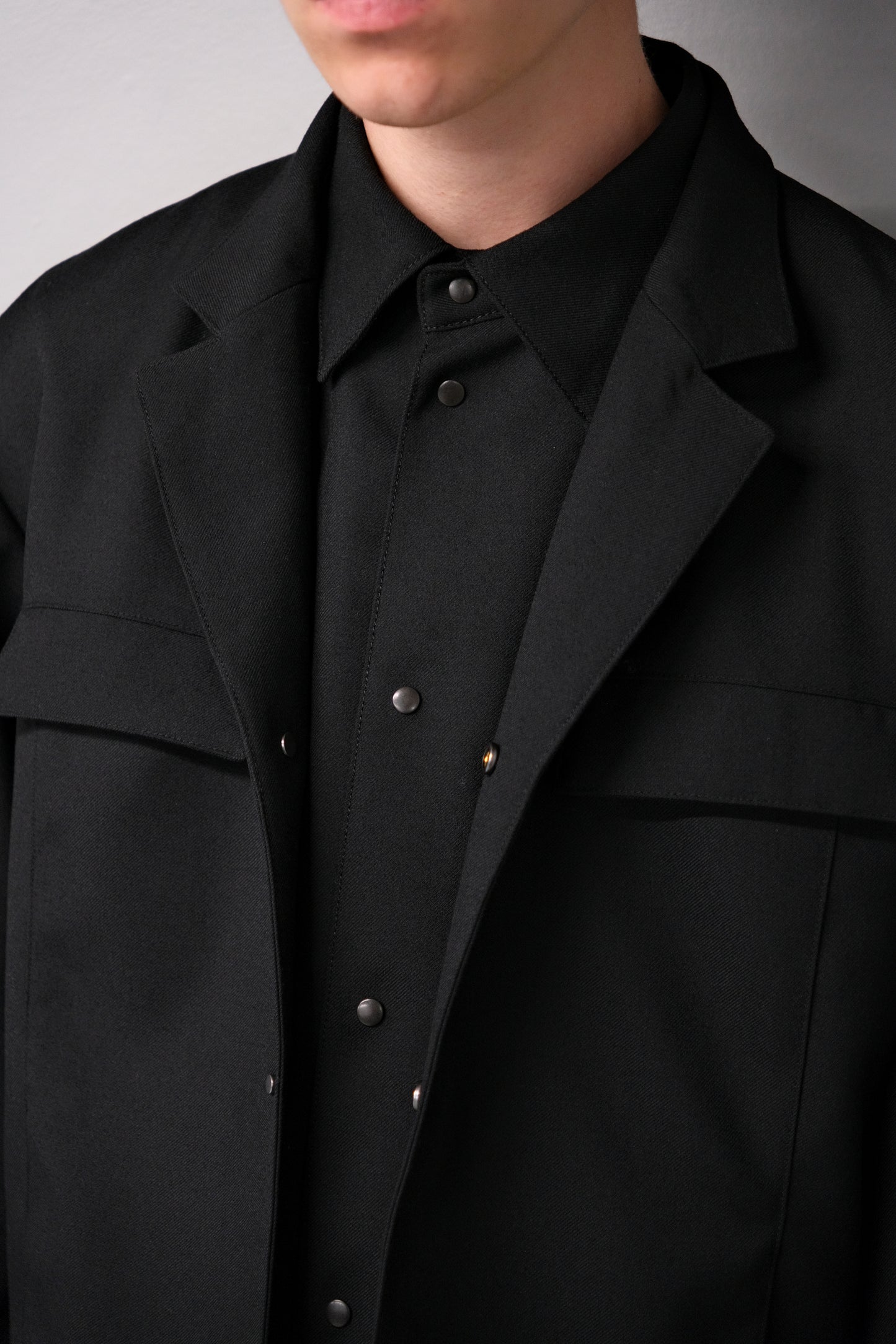 GABERDINE WOOL MODERN  IKE JACKET / BLACK