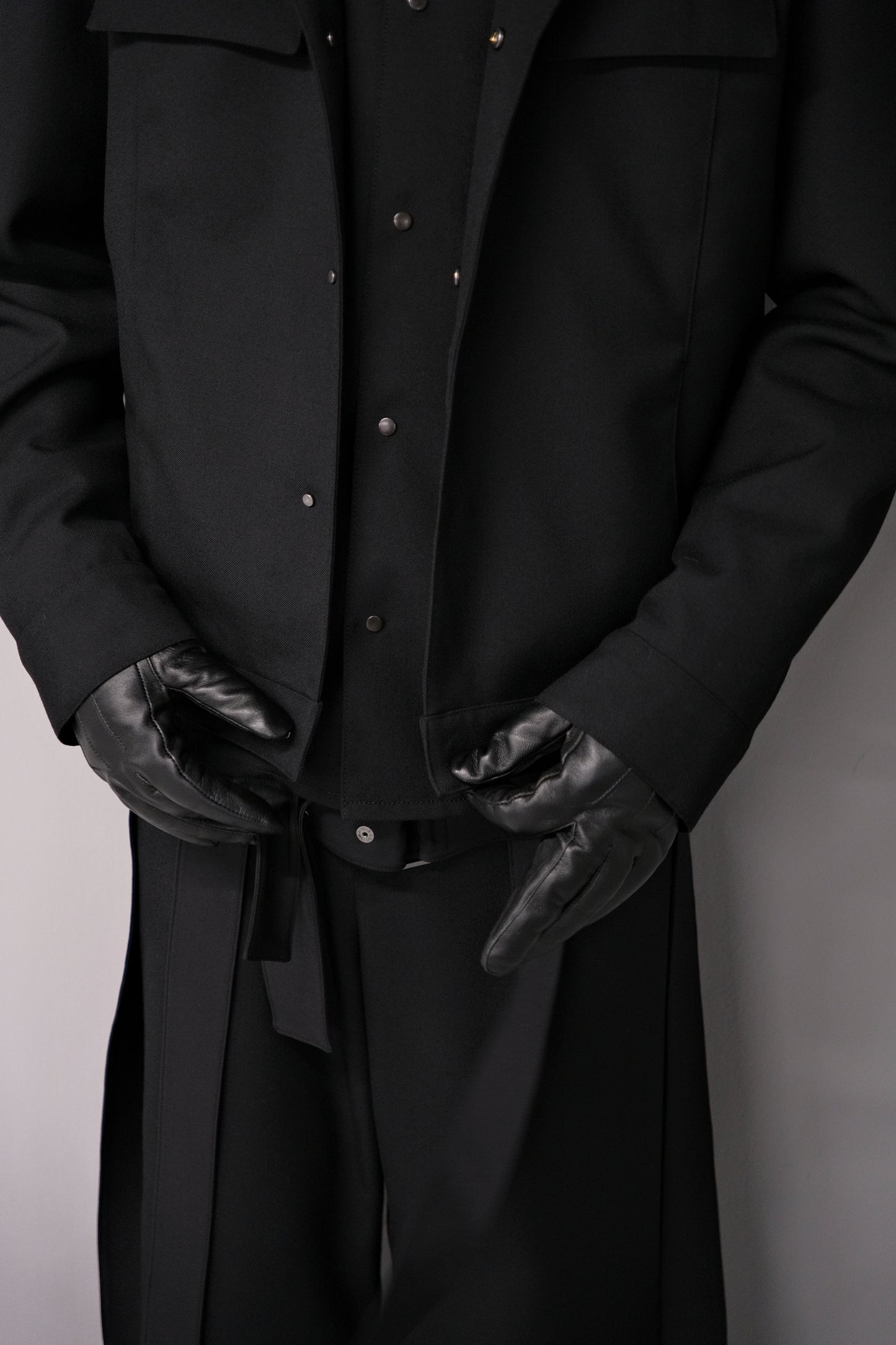 GABERDINE WOOL MODERN  IKE JACKET / BLACK