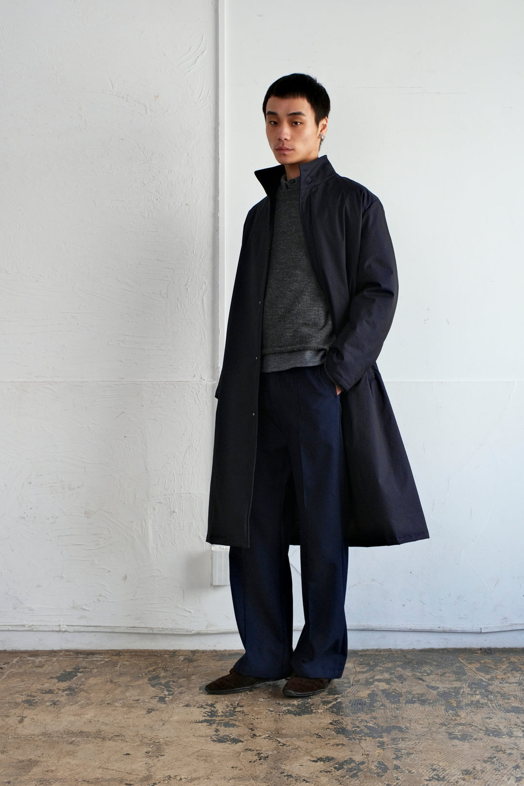 IRIDESCENT STAND-COLLAR LONG COAT/ MID NAVY