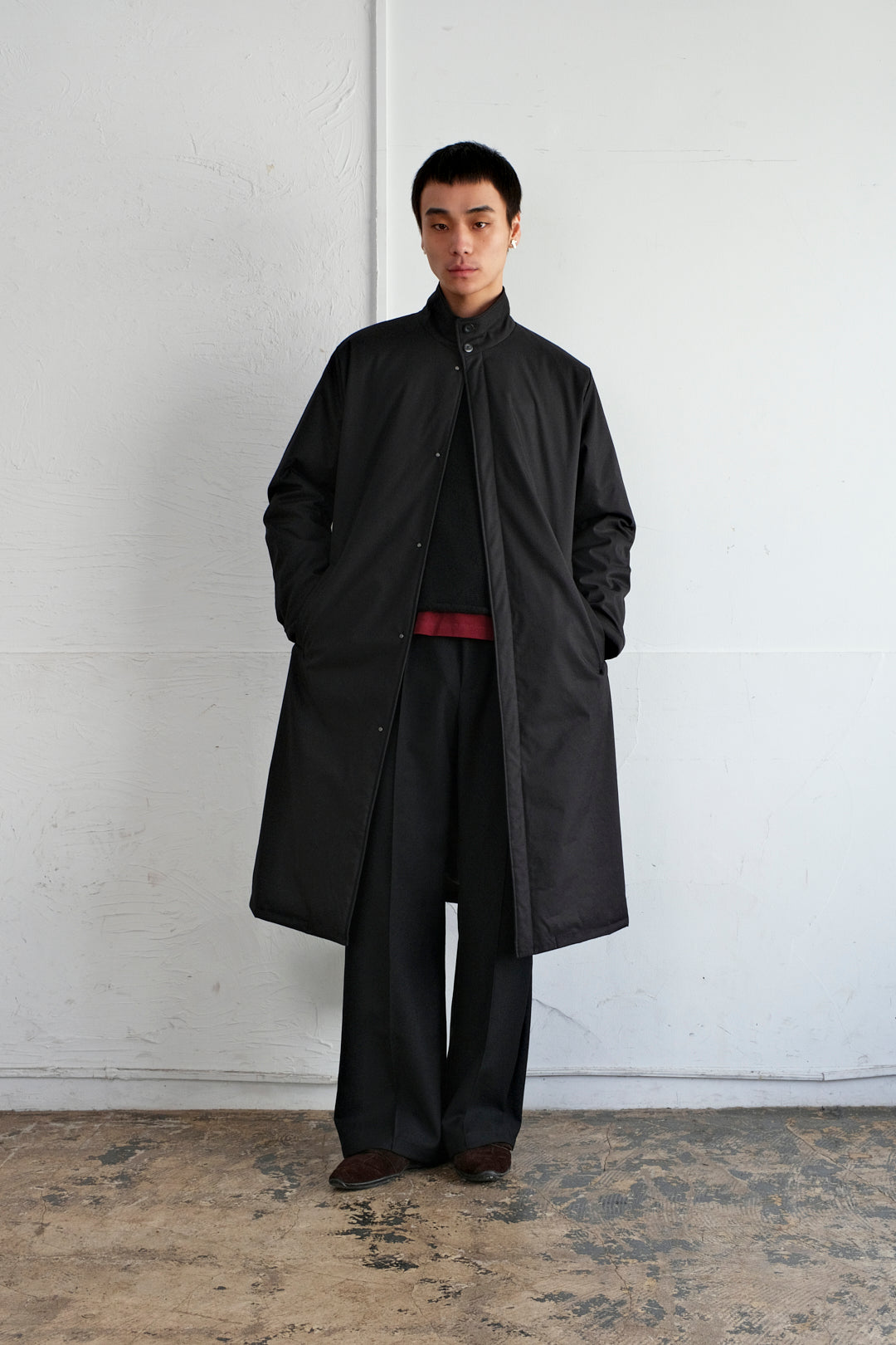 TRADITIONAL GABARDINE PIN-TUCK TROUSERS / BLACK