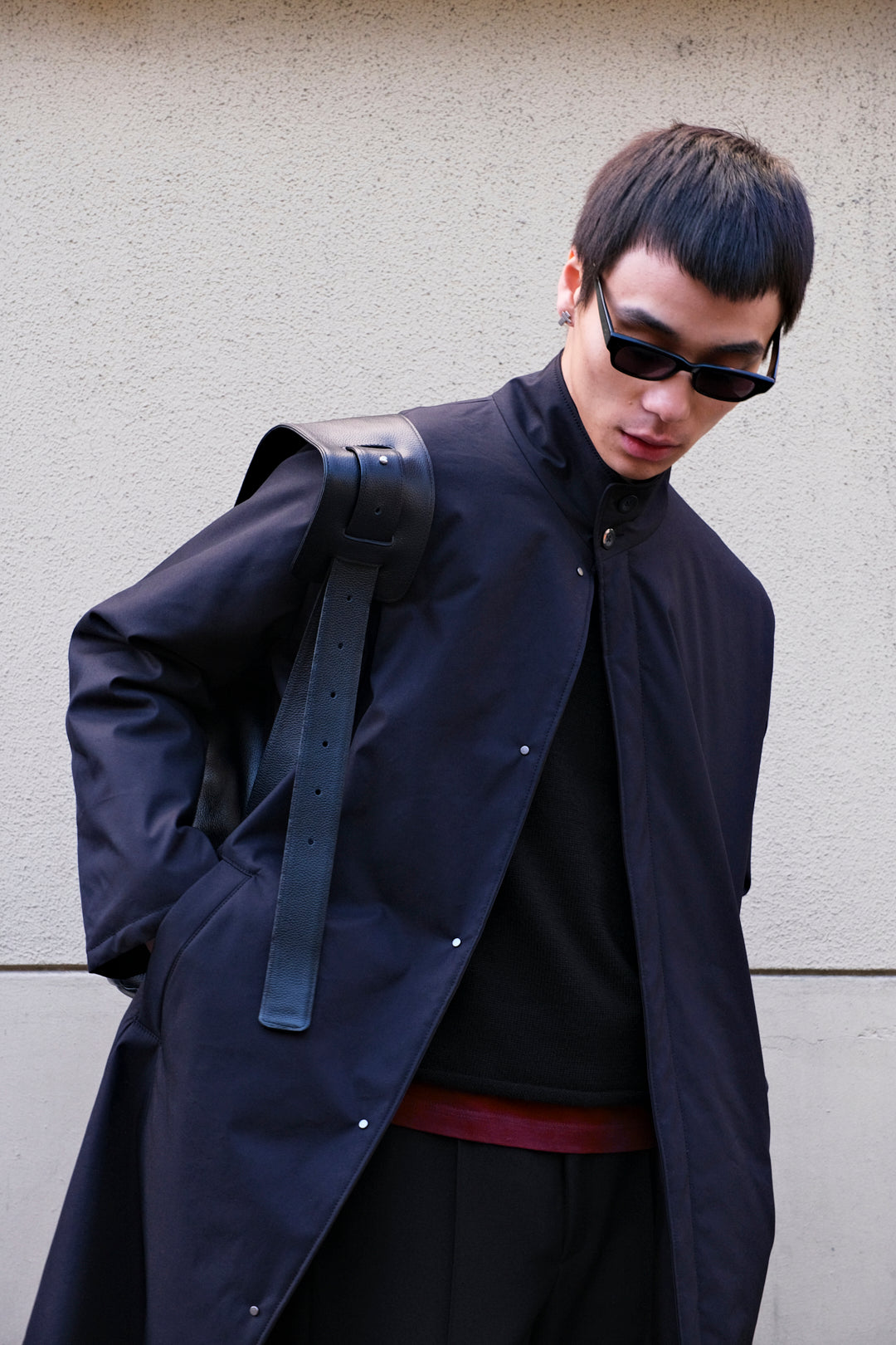 IRIDESCENT STAND-COLLAR LONG COAT/ BLACK
