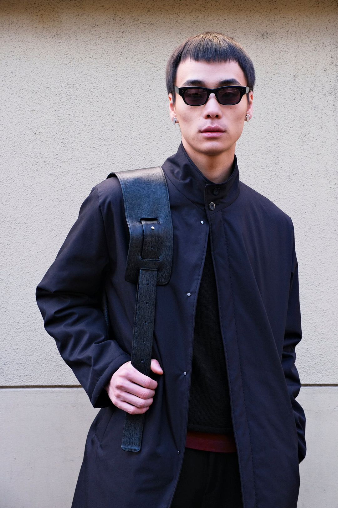 TECHNICAL COW LEATHER DRAWSTRING BAG / BLACK