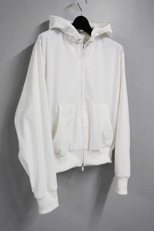 【SALE】WATERPROOF COMPACT W ZIP HOODIE/ WHITE