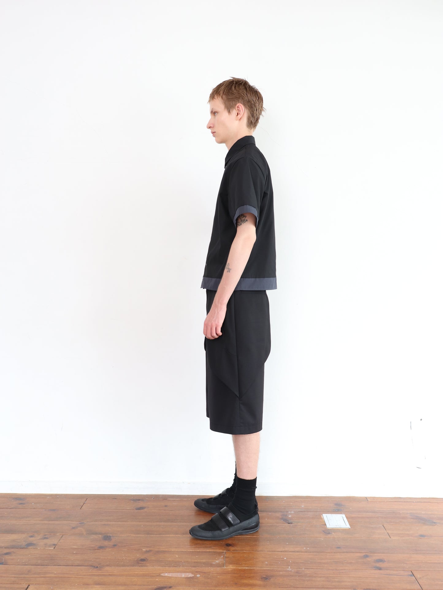 BROAD CLOTH LAYERED SHORT SLEEVE SHIRTS / BK×CHARCOAL