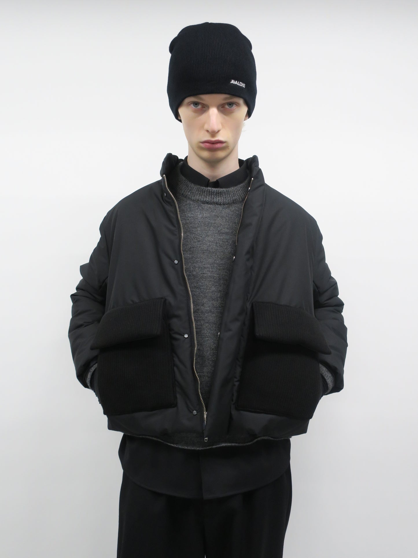 AVALONE LOGO BEANIE / BLACK