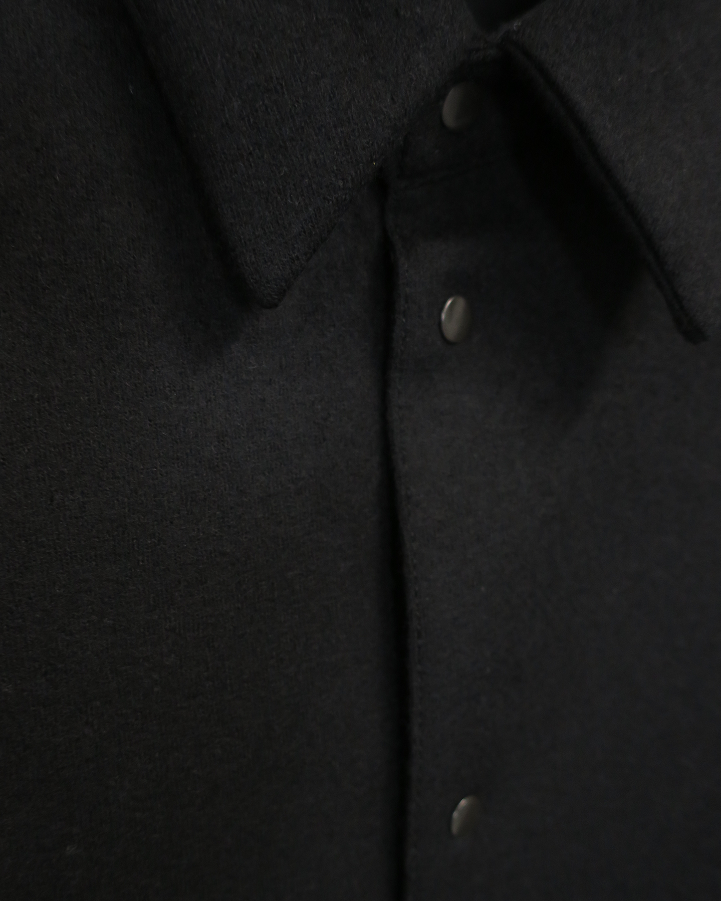 WOOL SMOOTH SQUARE SHIRTS / BLACK