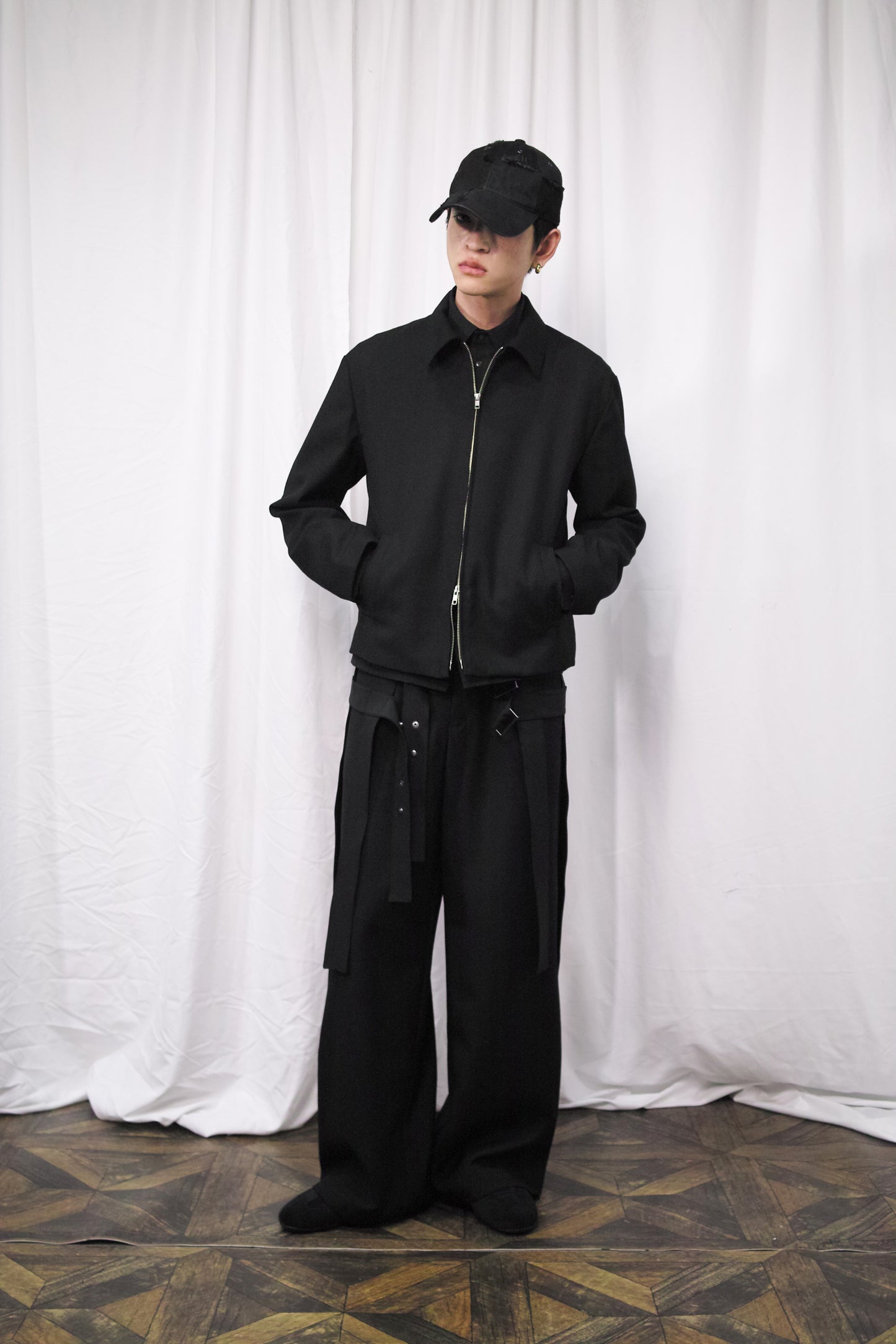 DETACHABLE HARNESS WIDE TROUSERS / BLACK