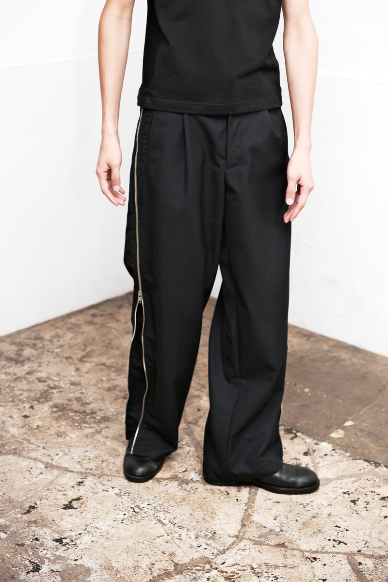 W ZIP HIGHTECH WIDE TROUSERS / BLACK