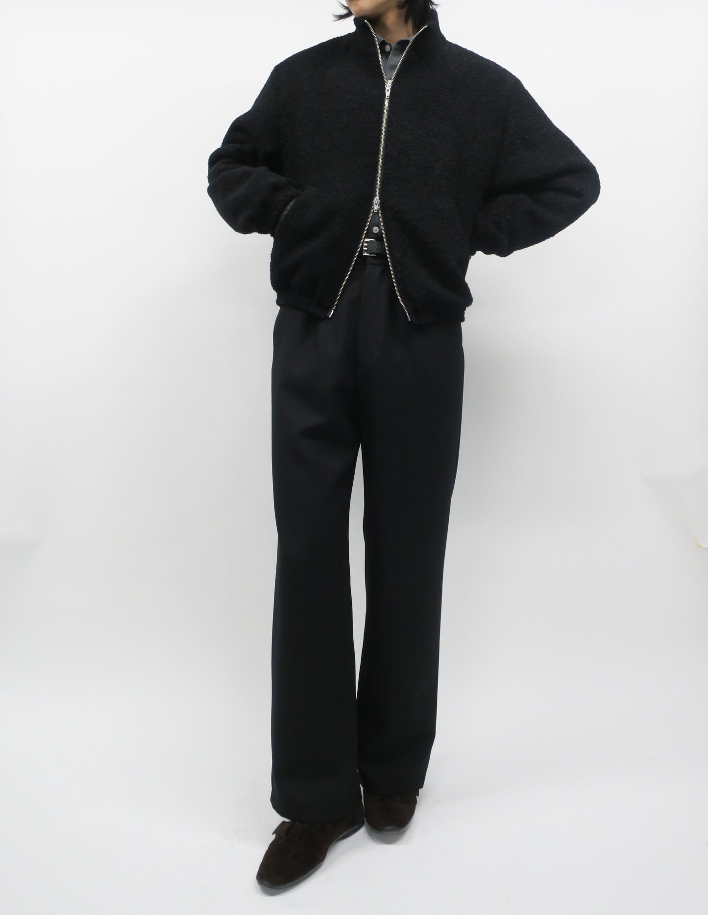 WOOL GABARDINE DOUBLE LOOP RELAXED TROUSERS / BLACK